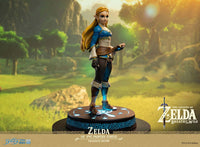 The Legend  of Zelda: Zelda Light-Up PVC Painted Statue